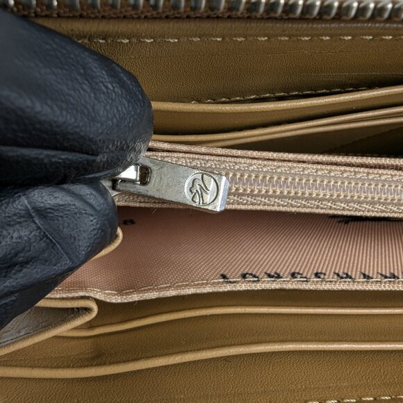 Longchamp Le Pliage Beige Leather Long Wallet for Women, Good Condition! - Picture 5 of 16